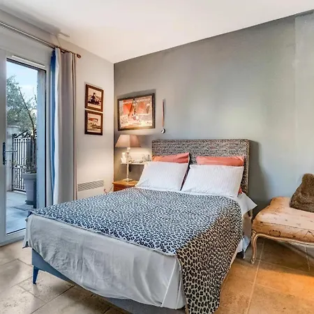 Soleil D'ete Piscine , Proche Et Centre Maxime * Sainte-Maxime