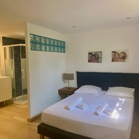 5 Ch, 12 Pers, Piscine Chauffee, Proche Plages & Centre Maxime * Sainte-Maxime