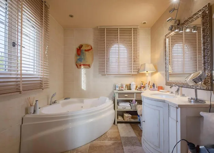 Soleil D'ete Piscine , Proche Et Centre Maxime *